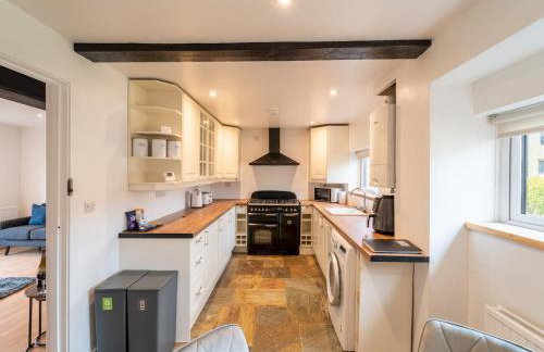 Cosy 2 Bed Terrace Peaceful Village location - Pass the Keys - Foto 21