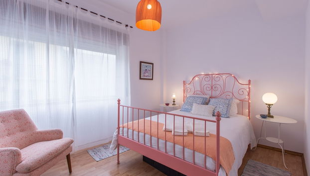 Light Filled Apartment, By TimeCooler - Foto 4, Habitación