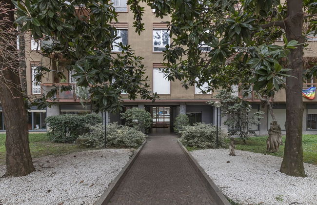 JOIVY Modern 2bed flat with balcony, 250m from M5 Foppa and M2 Sant'Agostino - Photo 34