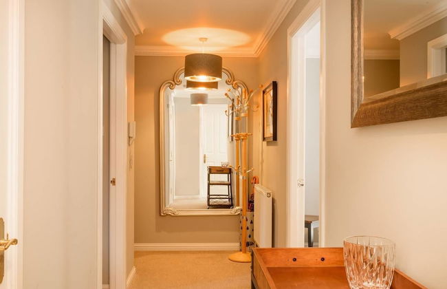 JOIVY Gorgeous Stockbridge Apt With Underground Parking - Foto 8