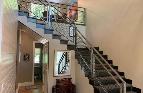 25-Bed, Amenity-Rich Estate in a Private Forest - Foto 8