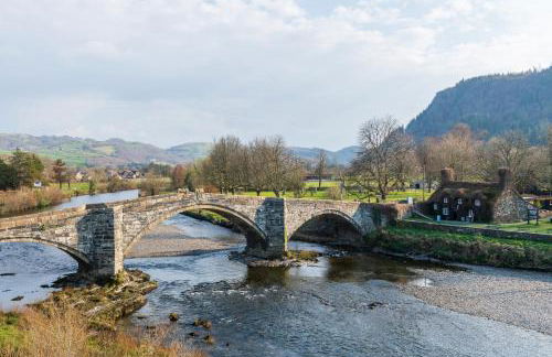 Glan Conwy House One and Two Bedroom Apartments - Photo 33