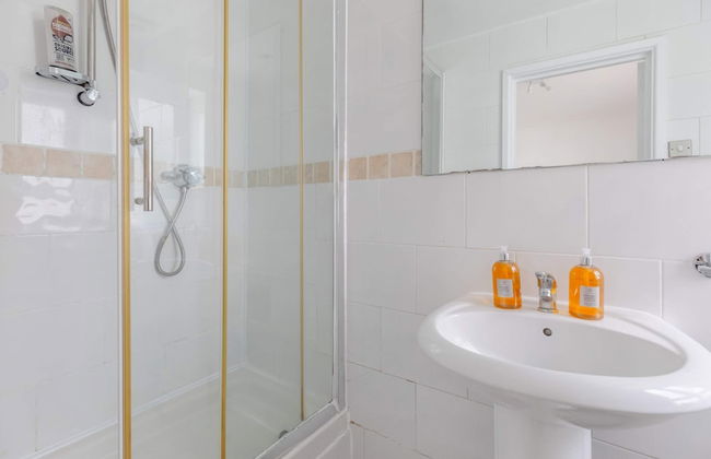 Spacious 3BD Flat, Close to Tube - Fulham! - Foto 26