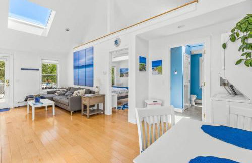 Bright and Cozy with Patio Grill and near the Beach and Golf - Photo 9