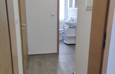 schöne 2 Raum, 2 - 3 Bett FeWo in Schönebeck - Foto 5