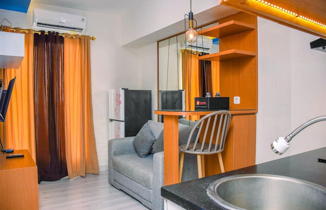 Nice and Warm 2BR at Podomoro Golf View Apartment - Foto 16