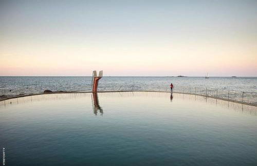 En front de mer, accès direct chemin de randonnée GR34 - Foto 22