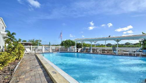 Pool Access and Kayaks Indian Shores Townhome - Foto 3