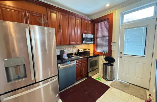 Gorgeous Beautiful House 4BR with Parking - Foto 8