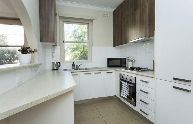 Bright Beachside Curlewis Apartment - Photo 4