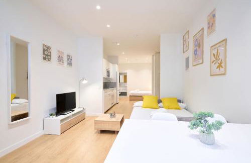 AT Arriba 5 - Centro Universidad - Foto 12