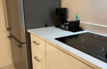 Casa Blanca Studio with Washer Dryer - Foto 9