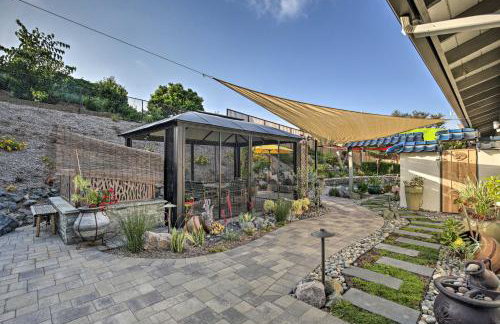 Luxe El Cajon Oasis with Pool, Fire Pit and Pavilion - Foto 29