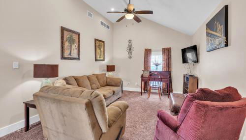 The Cozy Nest Near Wilder Park home - Foto 3