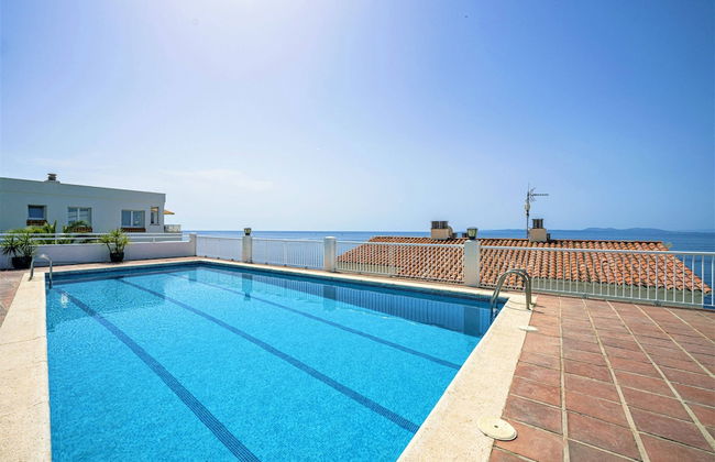 Apartment in Roses Near Canyelles Beach - Photo 19