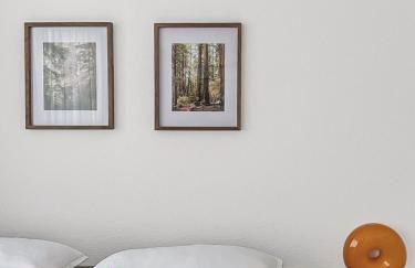 Chic City Apartment, 1BR for 2, Elegant Comfort, City Center - Foto 11