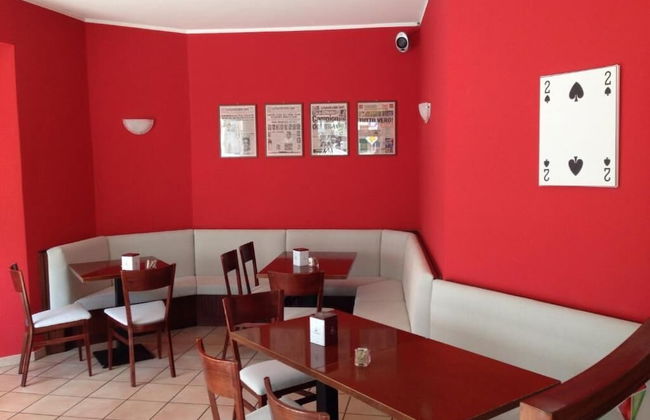 De La Tour - Photo 28