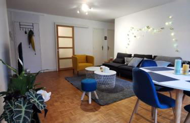 Nantes RENAUDIERE - Proche Parc Expo Stade Beaujoire - Wifi - Parking - Tramway bus - Foto 10