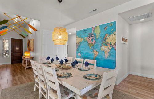 PV 110 Themed Rooms, PS4, Ping Pong, Pack n` Play, Electric Fire Place, Games, and More - Photo 6