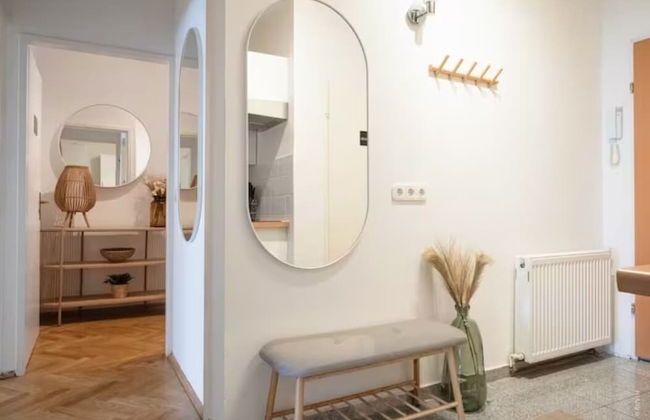 Designer Apartments - Near Reumannplatz - Foto 26