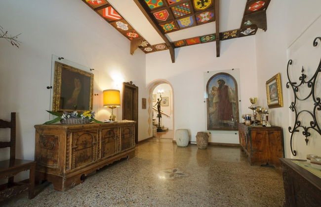 Sembenini Palace - Foto 2