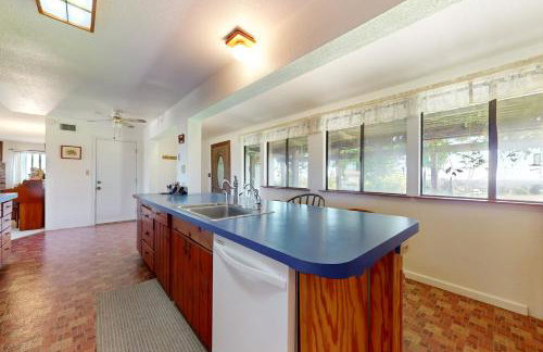 Hilltop Sierra-View Home Ranchito Retreat with Pool - Foto 8