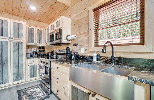 Sip, Hike and Explore Sleek Retreat in Cleveland! - Foto 12