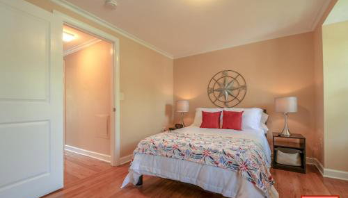 NEW! 3-story Townhome - Private, Self checkin, Quiet. - Foto 3