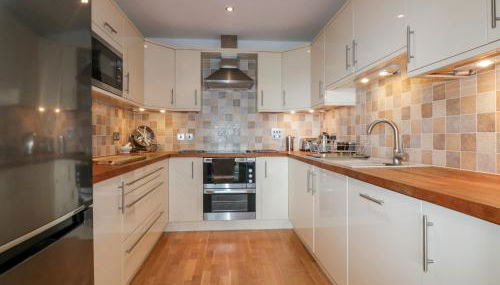 The Bolt Hole - Photo 5