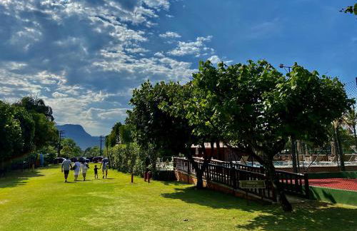 Maresias, Chalé H29 em condomínio dentro da Mata Atlântica e de frente a Entrada 18 da praia - Foto 34