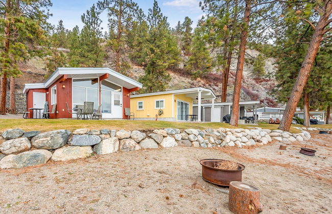 Cozy Cottage by the Lakeshore 4 - Photo 13