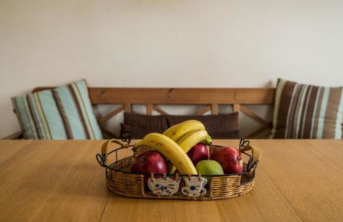 Family getaway, spacious and luxurious, sea view, terrace, 5 minutes from Voula beach, 30min from Athens center - Foto 9