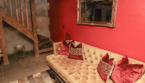 The Medieval Romantic - Foto 4