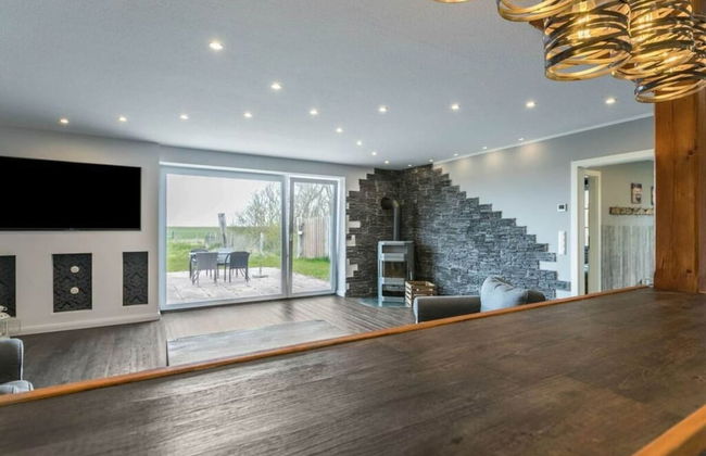 Wooden Holiday Home With a View of the Dike - Foto 8