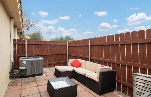 Charming 2 Bedroom and 2 Bathroom Apartment in McAllen - Foto 17
