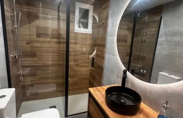 Atuaire Home Preciosa vivienda Vistas a la Catedral Parking Incluido - Foto 3