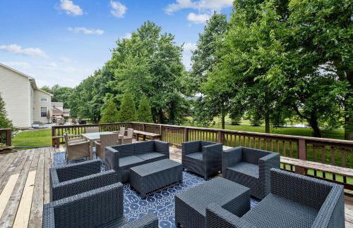 Incredibly Spacious Carmel Home with Fully Equipped Kitchen - 4700 Sq Ft! Sleeps 15! Pet Friendly! home - Foto 3