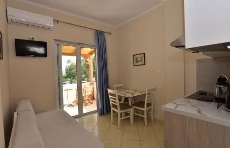 Flisvos Rooms - Photo 80