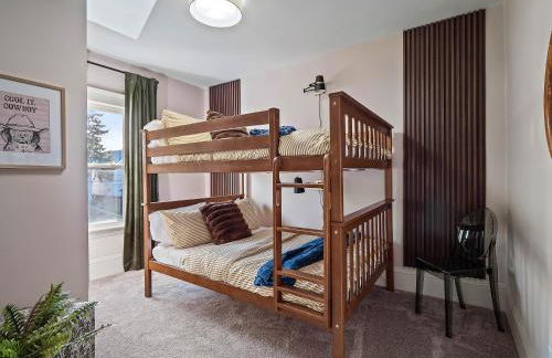 Cleveland Escape - Hot Tub - Karaoke Machine - Sleeps 12 - Foto 45