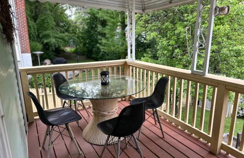 3bedroom APT with balcony & free street parking - Foto 3