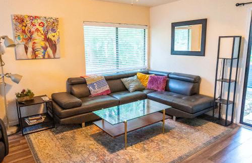 Cute home w/ massage chair and wifi - Foto 1