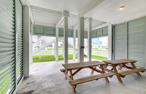 Walk to Ocean! Group Beach House in Galveston - Photo 31