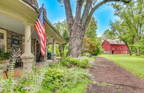 Steps to Delaware Canal Enchanting Stone Cottage! - Foto 23