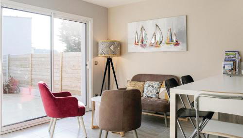 Gorgeous Home In Saint Germain Sur Ay With Wifi - Foto 2
