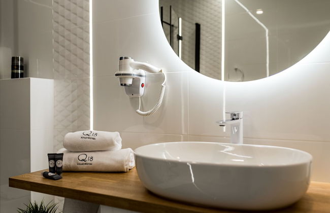 Q18 ApartHotel - Foto 62
