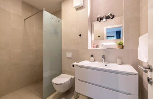 The Island Home - Korkya Luxury Apartments - free garage parking - Foto 16