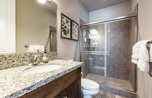 Paradise Village 113 Water Park and Kids Cove, Ping Pong, XBOX 360, Games, Beautiful Mountain Views, and More - Foto 33