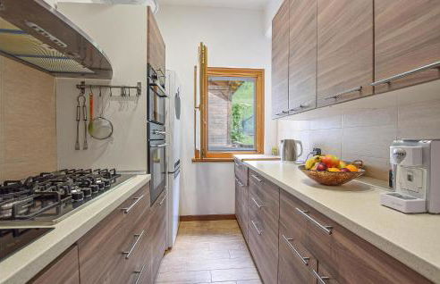 2 Bedroom Amazing Home In Sovramonte - Foto 6