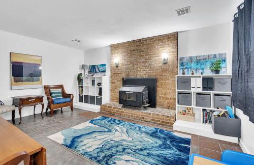 Private Single Family Home Close to Both Water and Downtown! - Foto 17