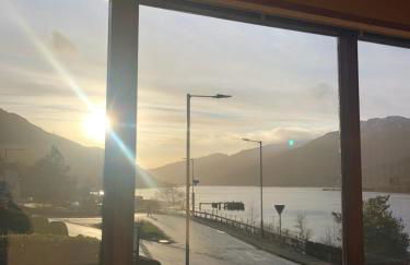 Amazing Alps and Loch views - HOT TUB and pet friendly - Foto 58